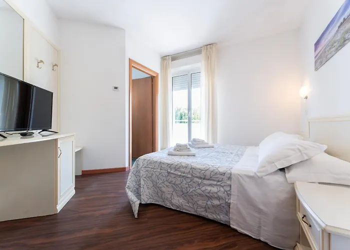 Marconi Mare מלון דירות