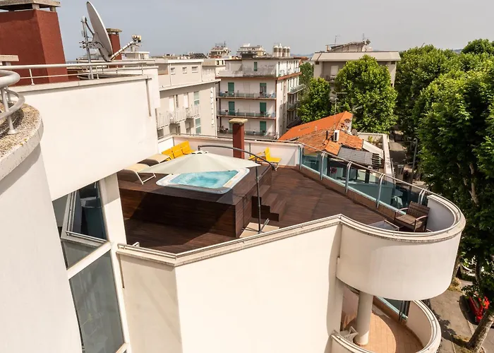 Marconi Mare アパートホテル