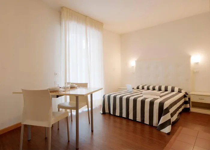 Marconi Mare 3*