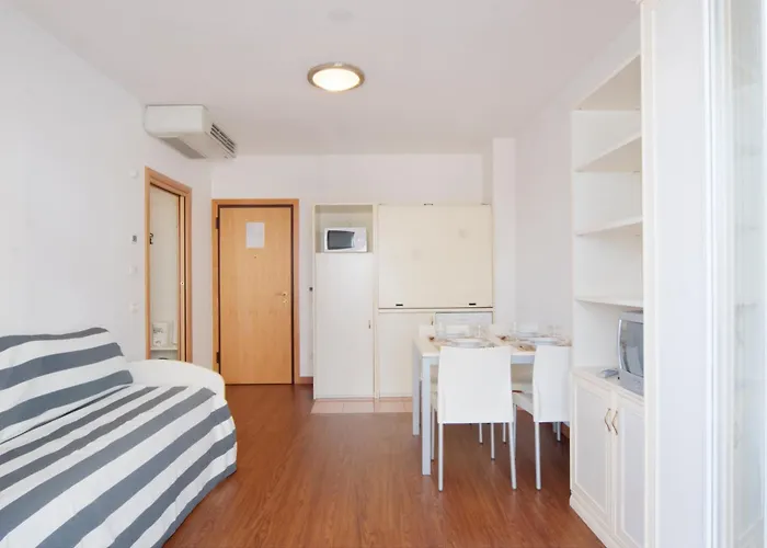 מלון דירות Marconi Mare 3*