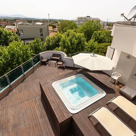 شقة فندقية Marconi Mare ريميني