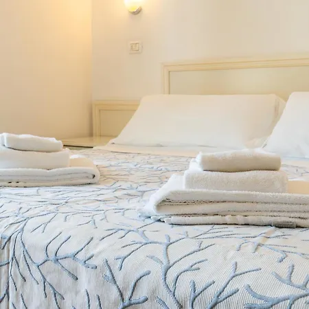 Lägenhetshotell Marconi Mare 3*
