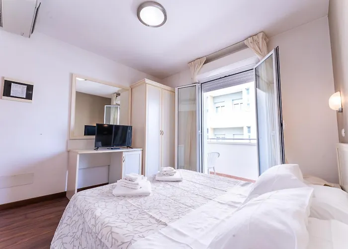 Marconi Mare 3*