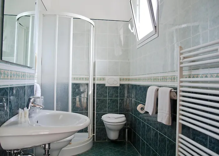 马可尼滨海公寓 公寓式酒店 里米尼